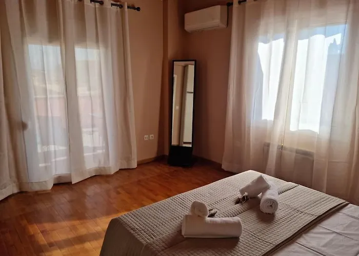 Seascape Elegant Apartment *