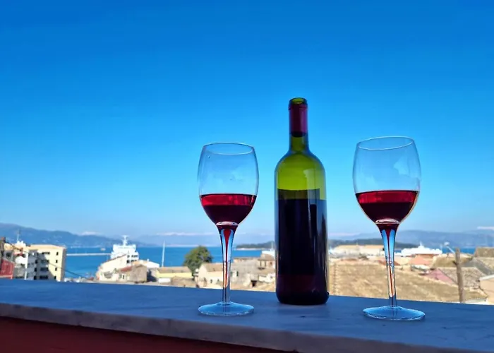 Seascape Elegant Apartment *